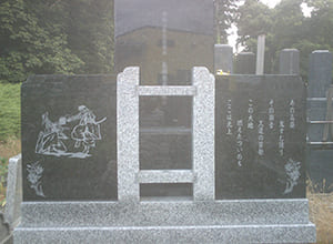 家族に捧げる鬼剣舞が舞うお墓(2)